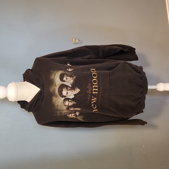 Hot Topic Tops - Hot Topic Grunge Distressed destroyed Twilight Saga New Moon oversized h…